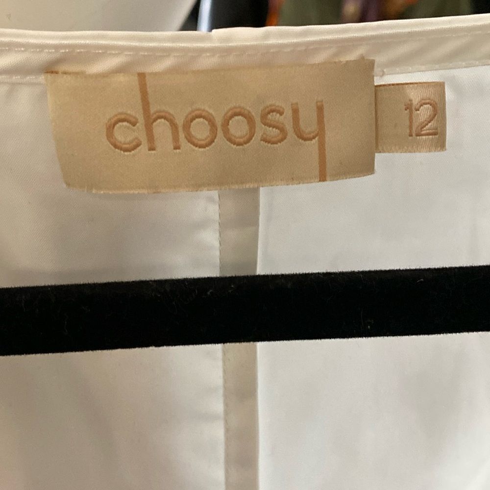 Choosy White Peacock Puff Shoulder Crop Top - Picture 6 of 13